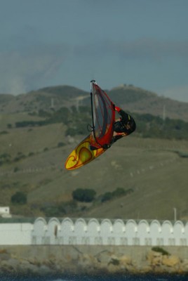 balenario_wind%20jump1[1].jpg