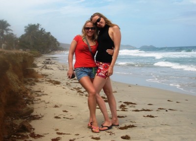 Playa el Aqua.jpg
