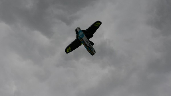 fly.jpg