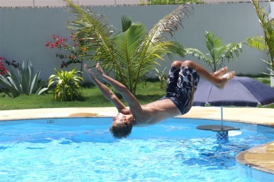 pool jump audronashas.JPG